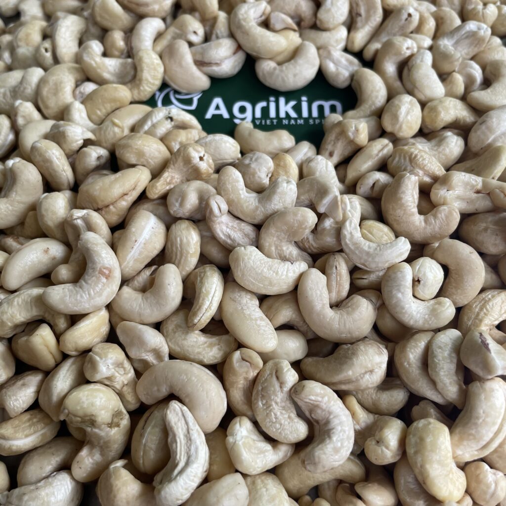 cashew nuts in Vietnam
